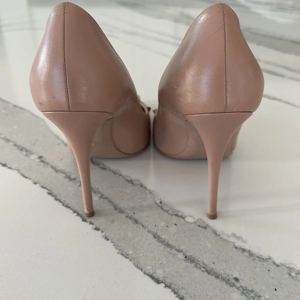 Valentino Garavani Pink Rockstud Pointed Toe Pumps